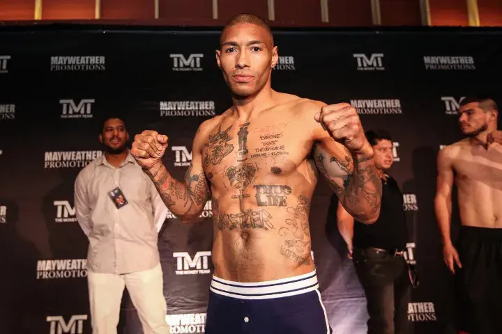 Lr Weigh In Ashley Theophane