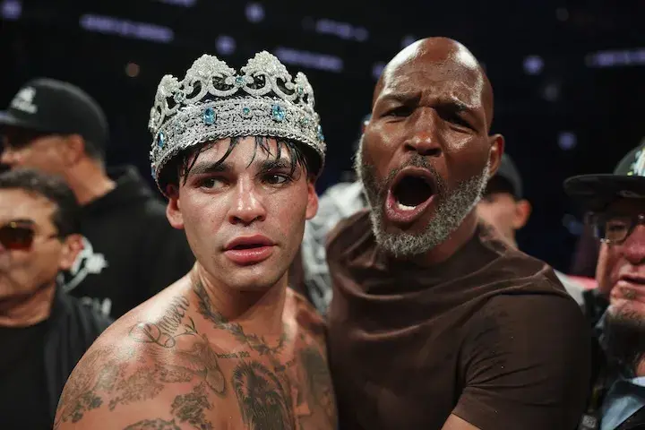 Rcia Bernard Hopkins Cris