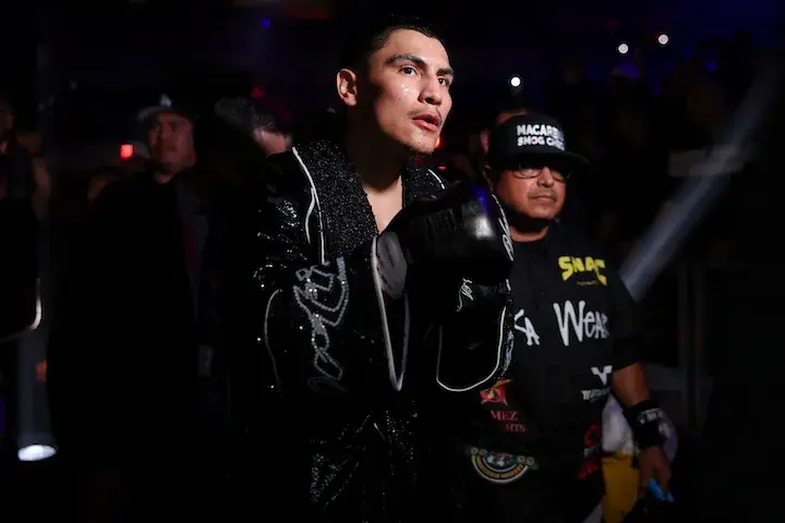 Vergil Ortiz with trainer Robert Garcia in November 2025