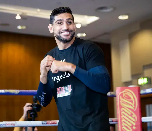 Amir Khan