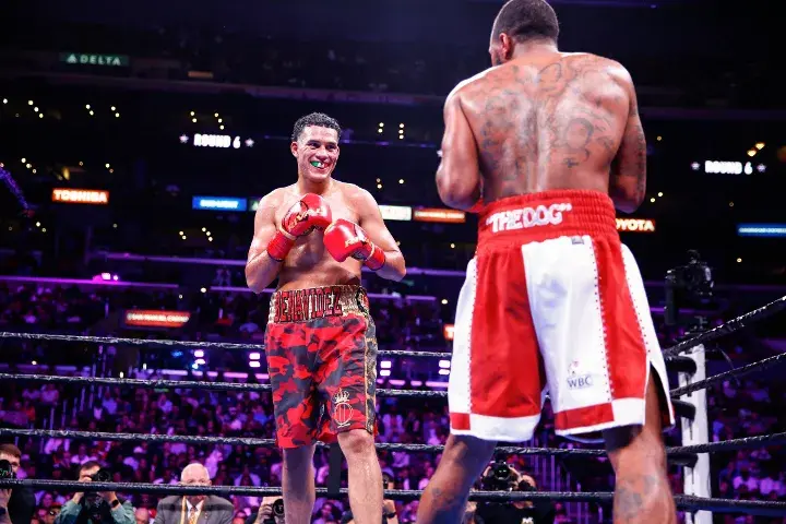 Benavidez Dirrell Fight