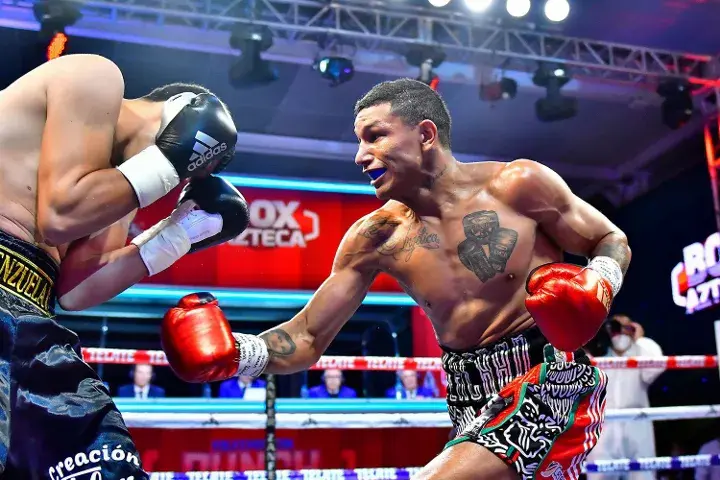 Berchelt Valenzuela Fight