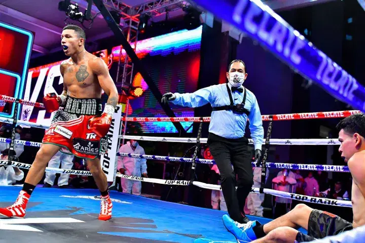 Berchelt Valenzuela Fight