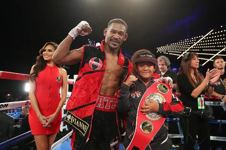 Jacobs Derevyanchenko Fight
