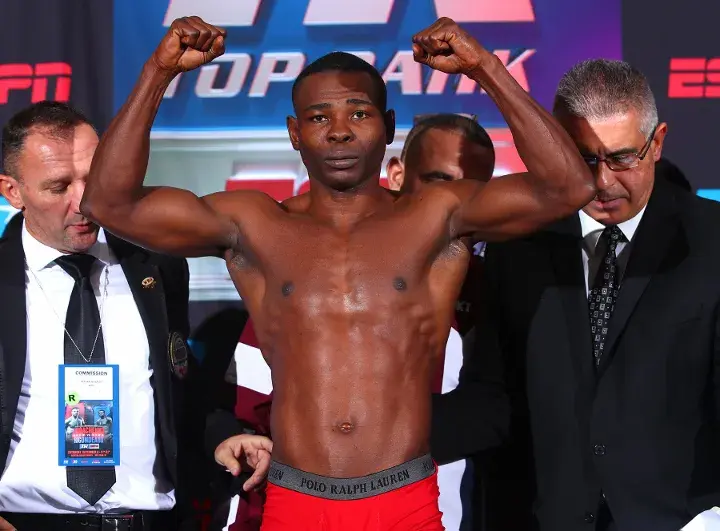 Lomachenko Rigondeaux Weights