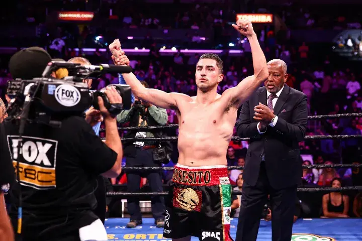 Lopez Molina Fight