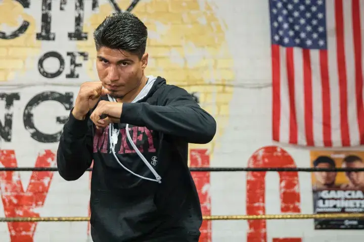 Mikey Garcia