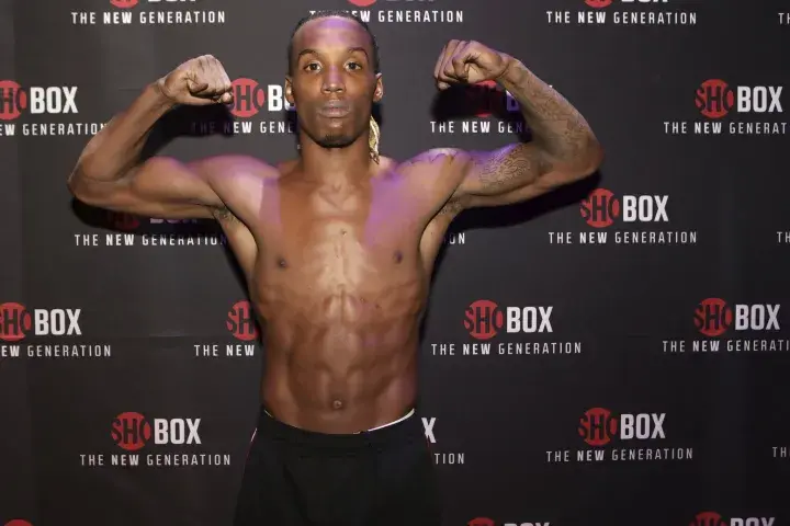 Oshaqie Foster