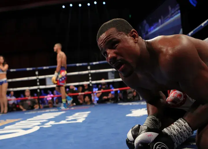 Uzcategui Dirrell Fight