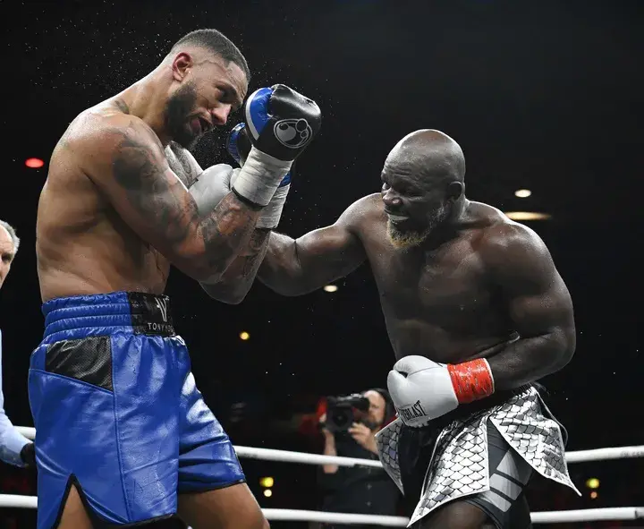 Yoka Takam Fight
