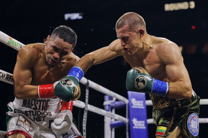 Eimantas Stanionis Cruises to Decision Win Over Gabriel Maestre