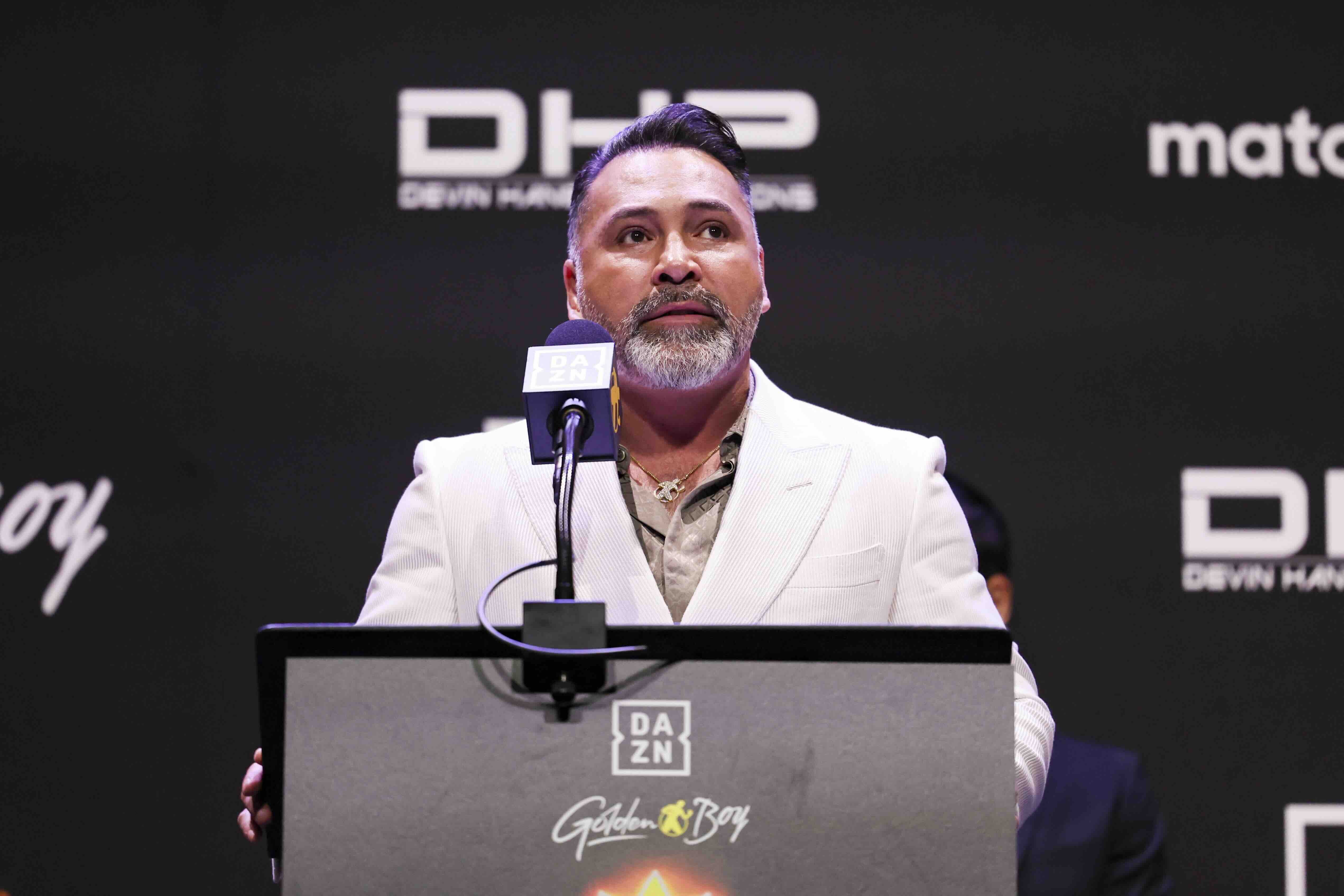 De La Hoya Includes Haney In Rarefied Company