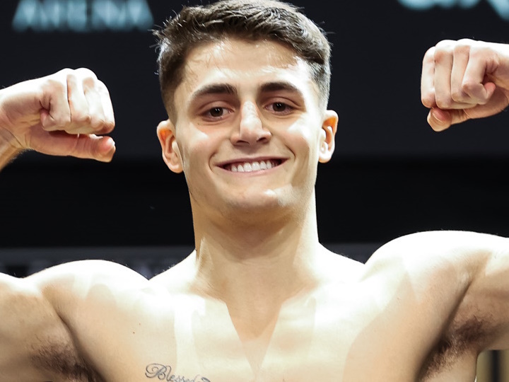 Vito Mielnicki Drops Alexis Salazar Three Times, Knocks Him Out In First Round