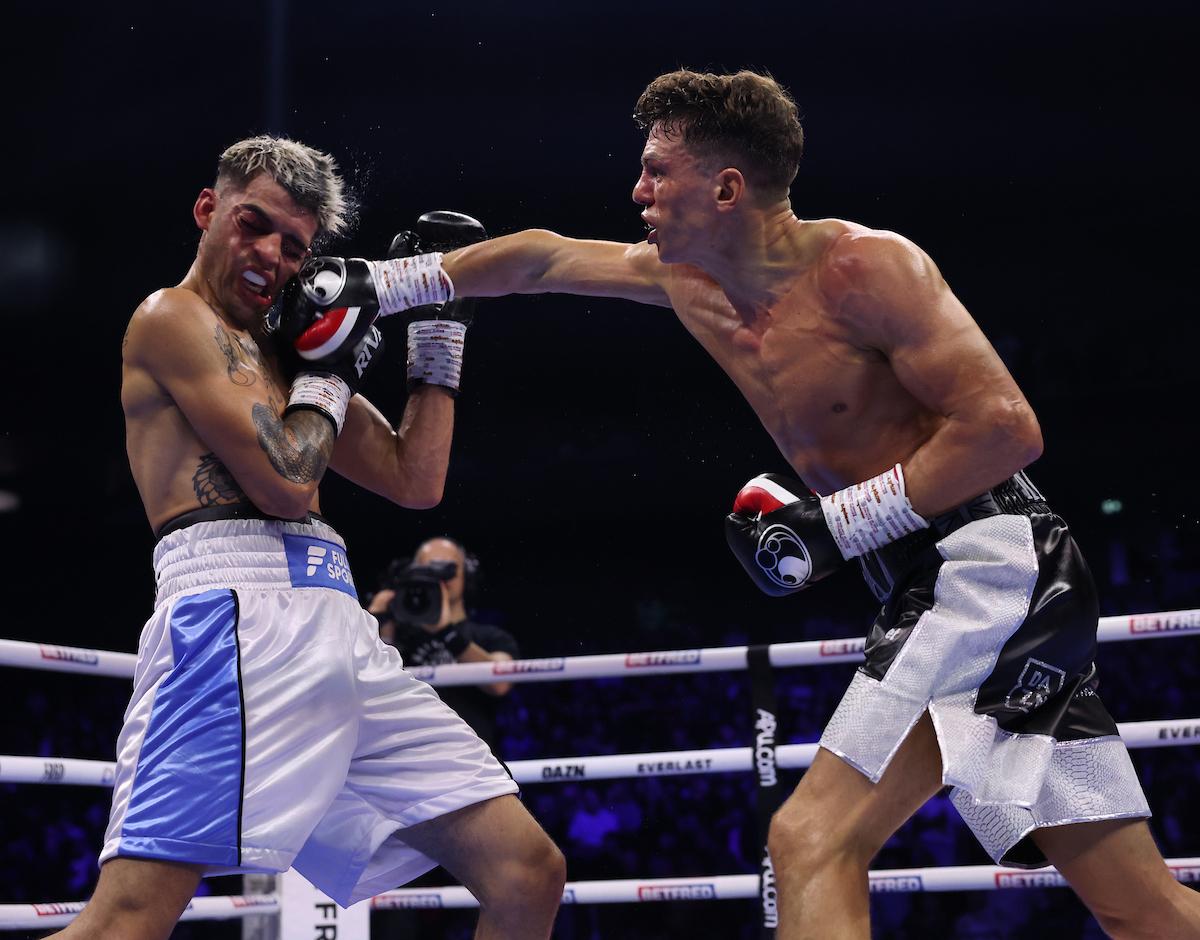 Pat McCormack beats Williams Andres Herrera at cost of a cut