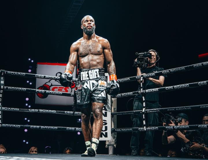 Chordale Booker vs Fundora