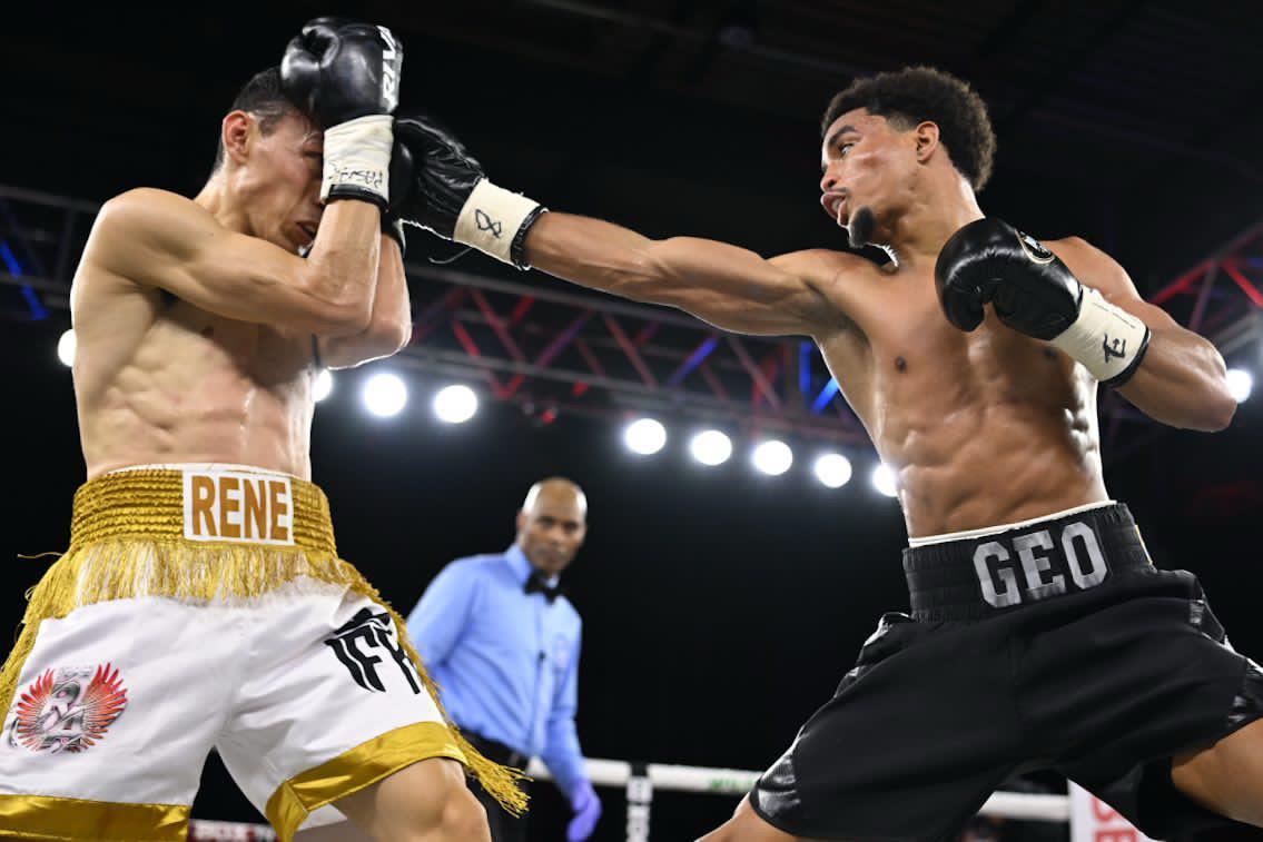 Geo Lopez lands a jab on Rene Alvarado