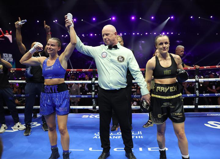 Nicolson Beats Chapman