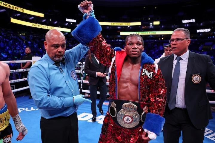 Ray Ford-Thomas Mattice and Arturo Cardenas-Christian Carto to support Jaron Ennis-Eimantas Stanionis