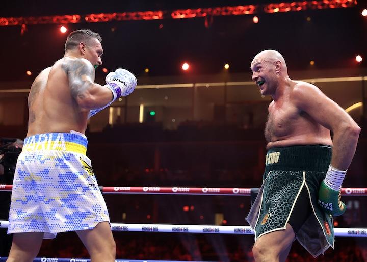 Usyk-Fury Photo: Mikey Williams / Top Rank