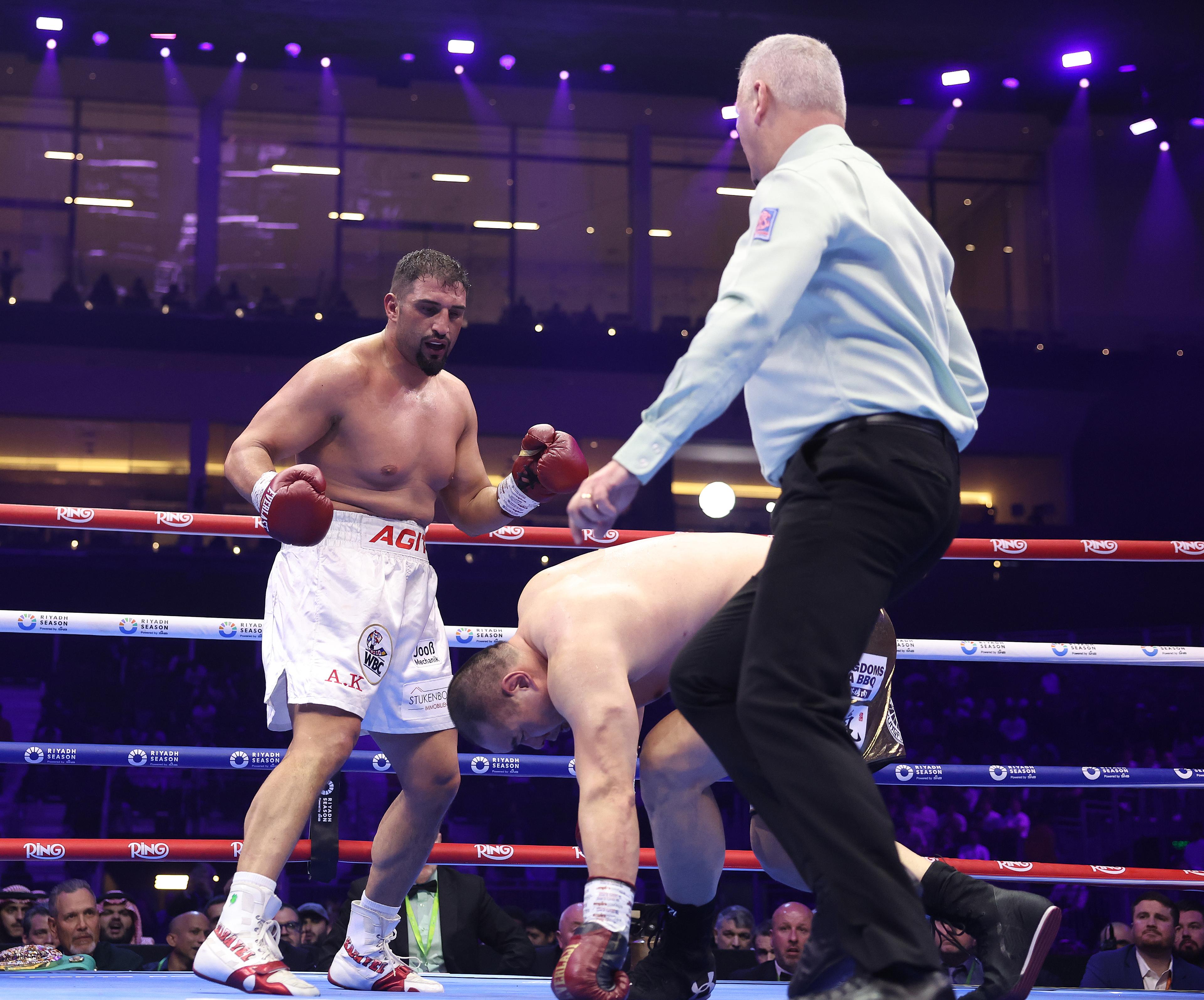 Zhilei Zhang Agit Kabayel 2025 Picture By Mark Robinson Matchroom Boxing