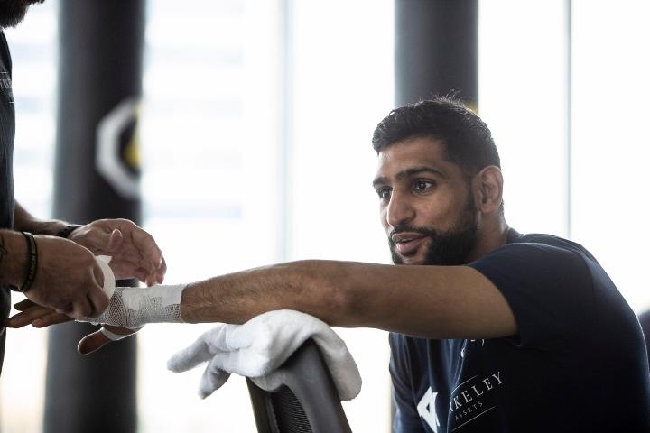 Amir Khan