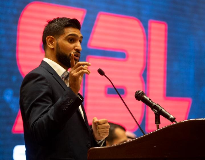 Amir Khan