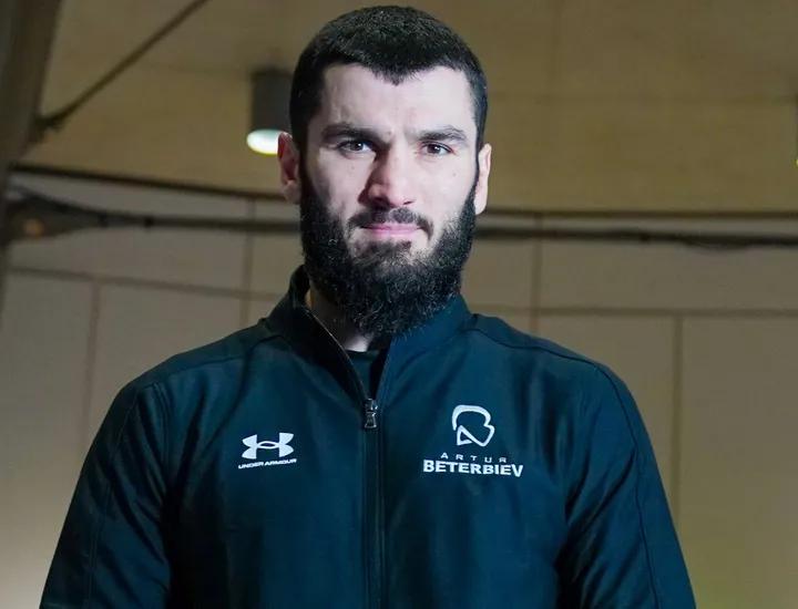 Artur Beterbiev