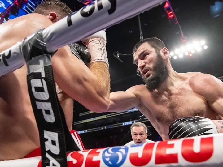 Beterbiev Smith Fight