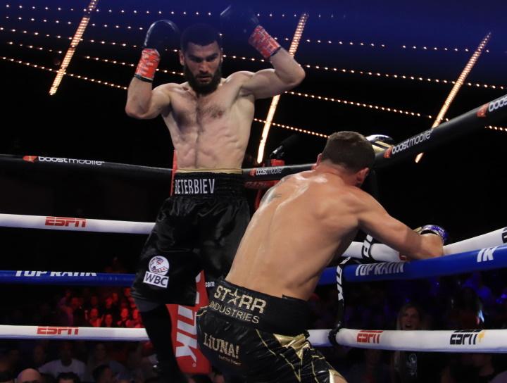 Beterbiev Smith