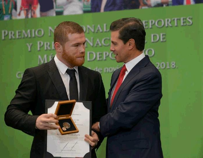 Canelo Mexico Award