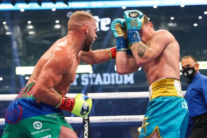 Canelo Saunders Fight