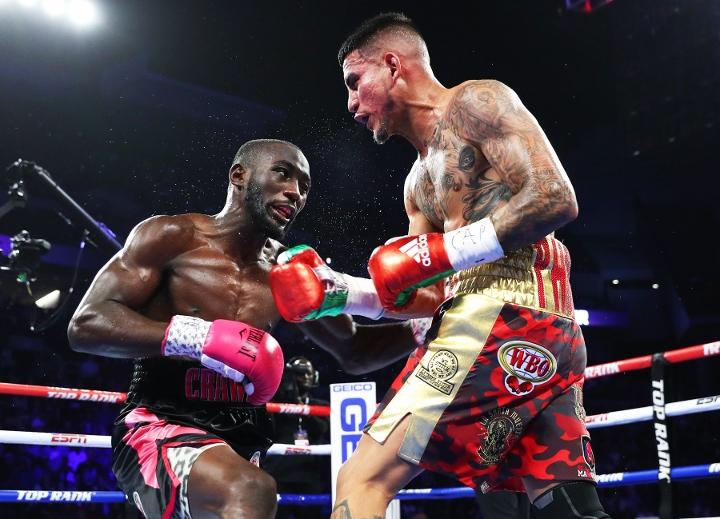 Crawford Benavidez Fight