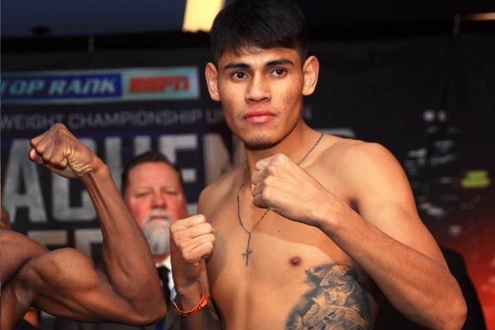 Emanuel Navarrete to defend belt against Charly Suarez on May 10