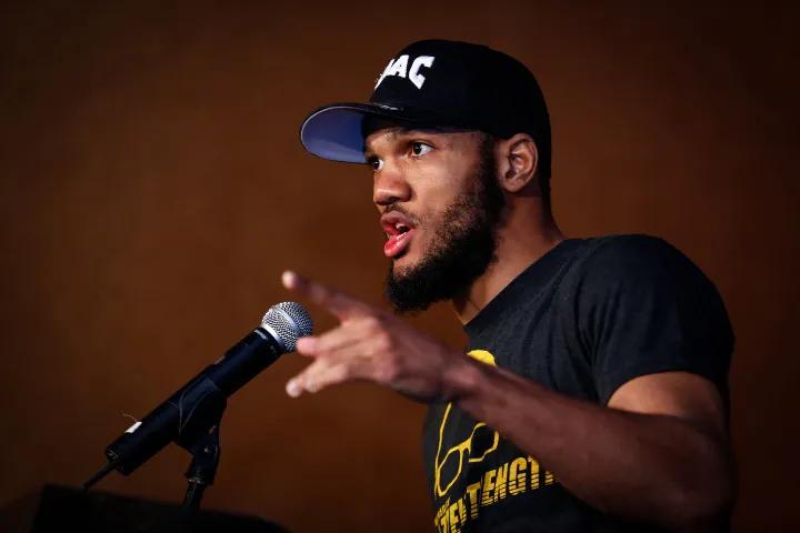 Julian Williams