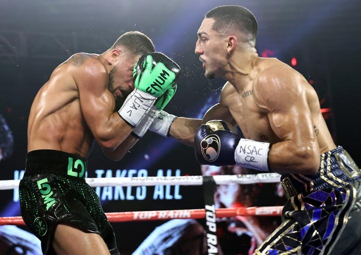 Lopez Lomachenko Fight