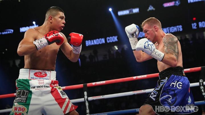 Munguia Cook Fight