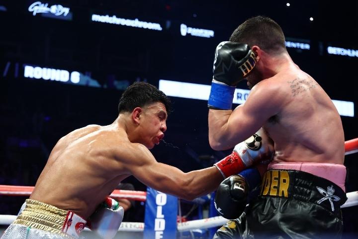 Munguia Ryder Fight