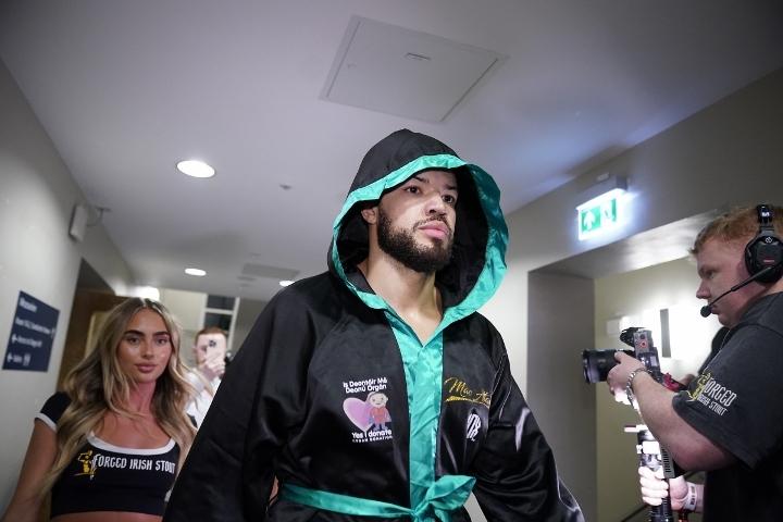 Tommy McCarthy and Colm Murphy pick up wins on ProBox TV in Belfast