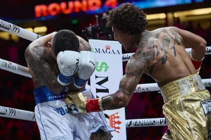 Amado Vargas Vs Sean Garcia