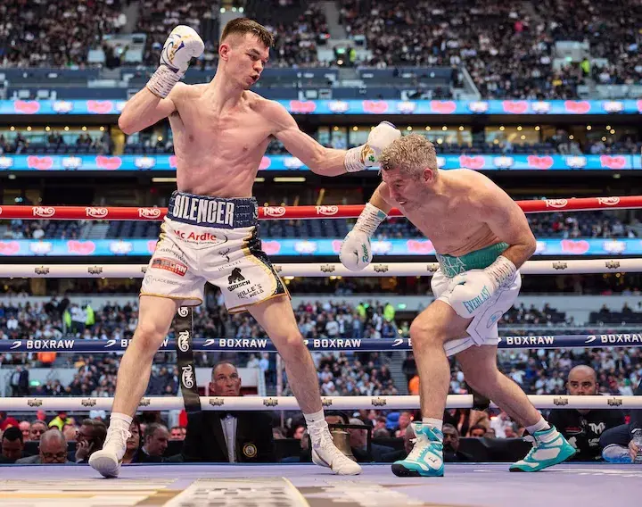 Aaron McKenna dominates the aging Liam Smith in April 2025