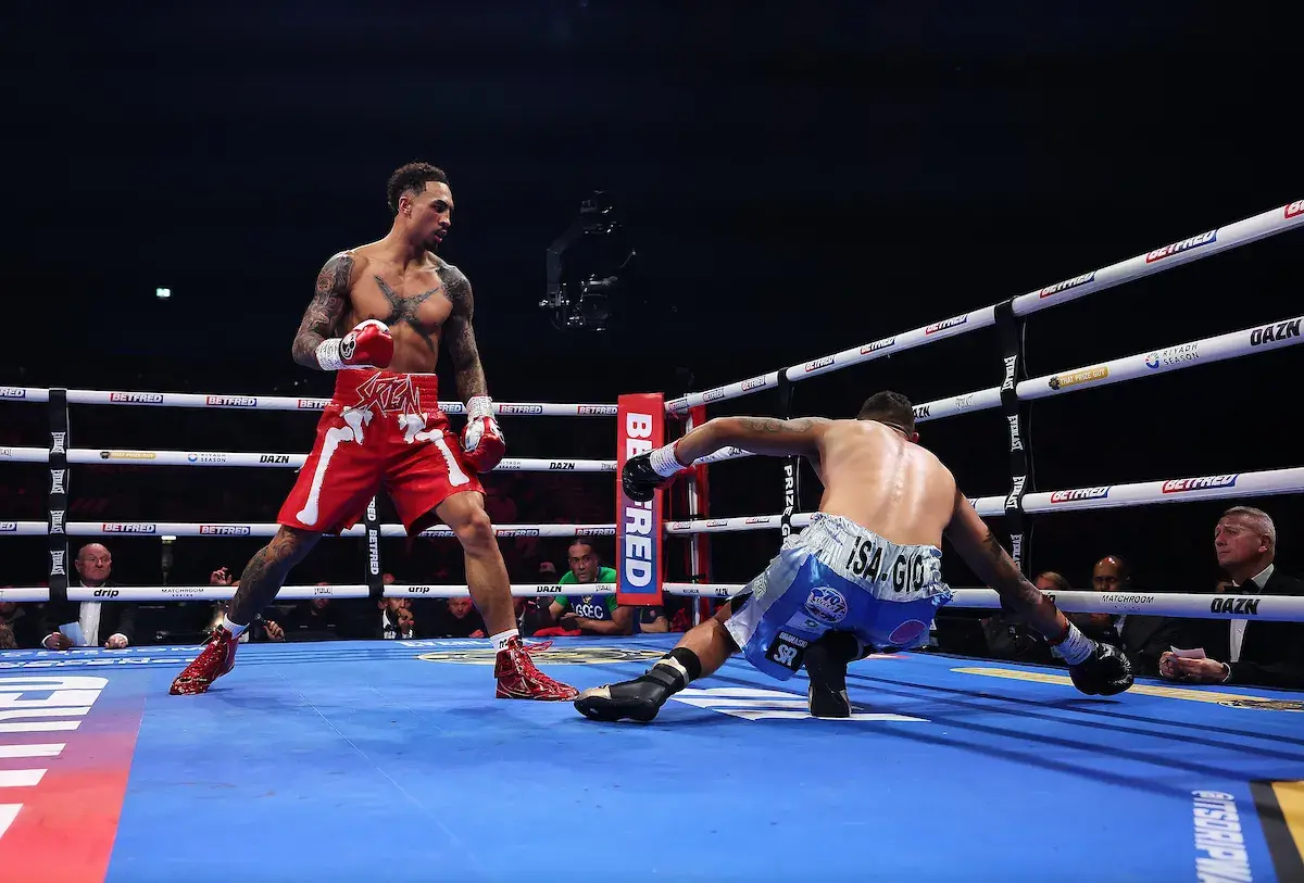 Ben Whittaker makes quick work of Braian Suarez in Liverpool on April 18, 2026