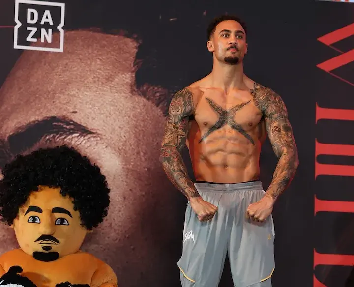 Ben Whittaker at the weigh-in for his fight against Braian Suarez. (April 17, 2026)