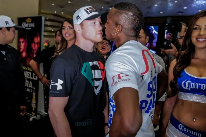 Canelo Lara Grand Arrivals
