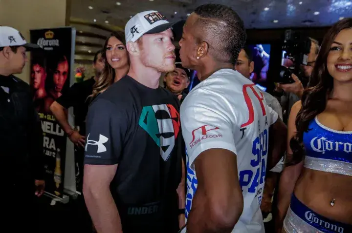 Canelo Lara Grand Arrivals