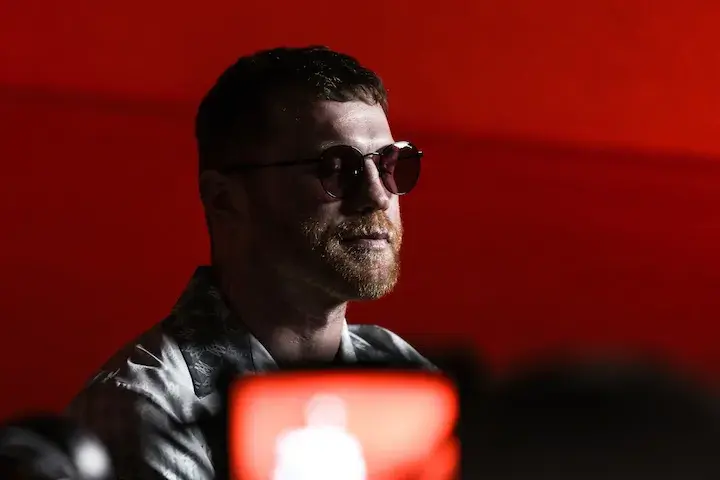Saul ‘Canelo’ Alvarez-Terence Crawford would be ‘very complicated’