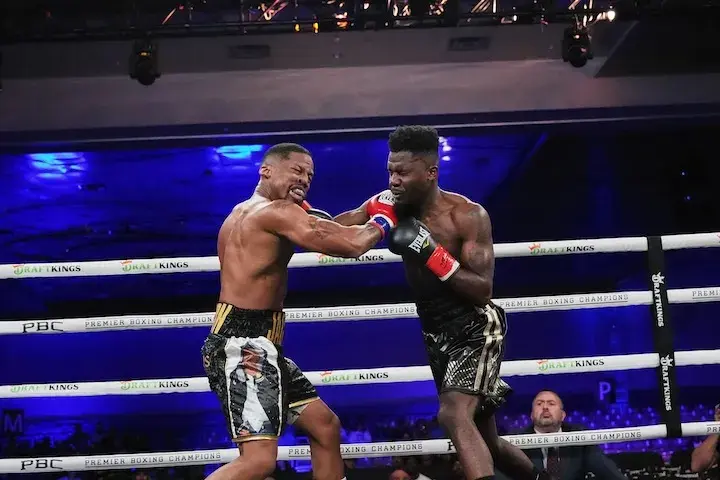 In first fight with Main Events, 20-1 Carlos Jackson stopped by 10-8-1 opponent