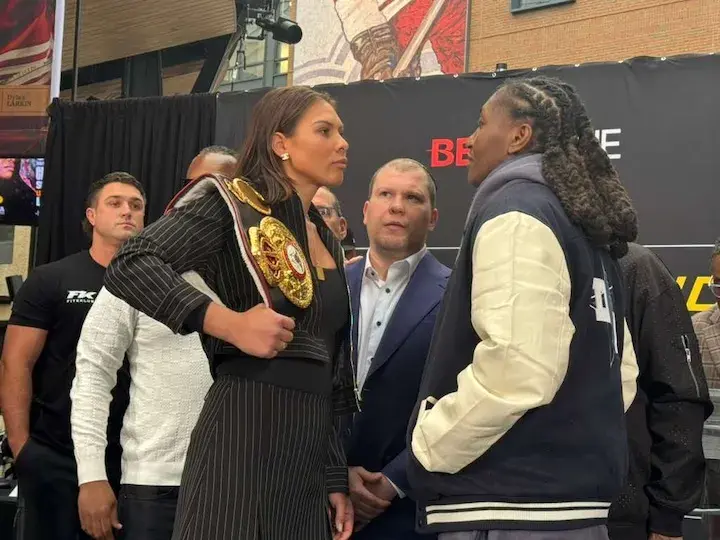 Che Kenneally (left) faces off with Danielle Perkins (right) at their pre-fight press conference. (February 19, 2026)
