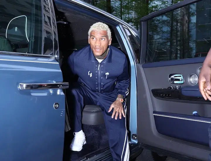 Conor Benn arrives at the final press conference ahead of his fight with Regis Prograis. (April 9, 2026)