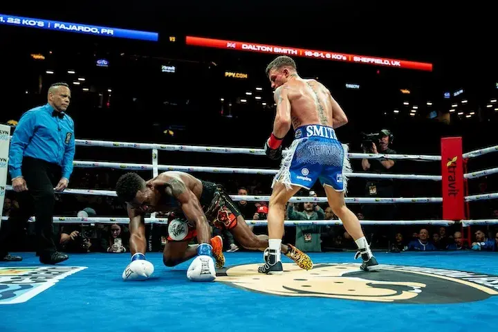 Dalton Smith drops Subriel Matias and scores a fifth-round victory for the WBC junior welterweight title on January 10, 2026.