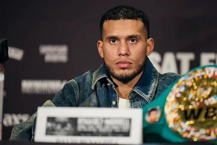 No negotiations currently in play for Dmitry Bivol-David Benavidez, just 'fake news'